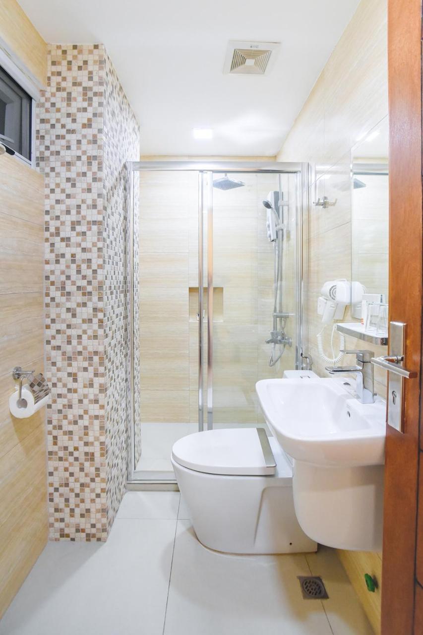 Hotel Merlo Makati City Extérieur photo