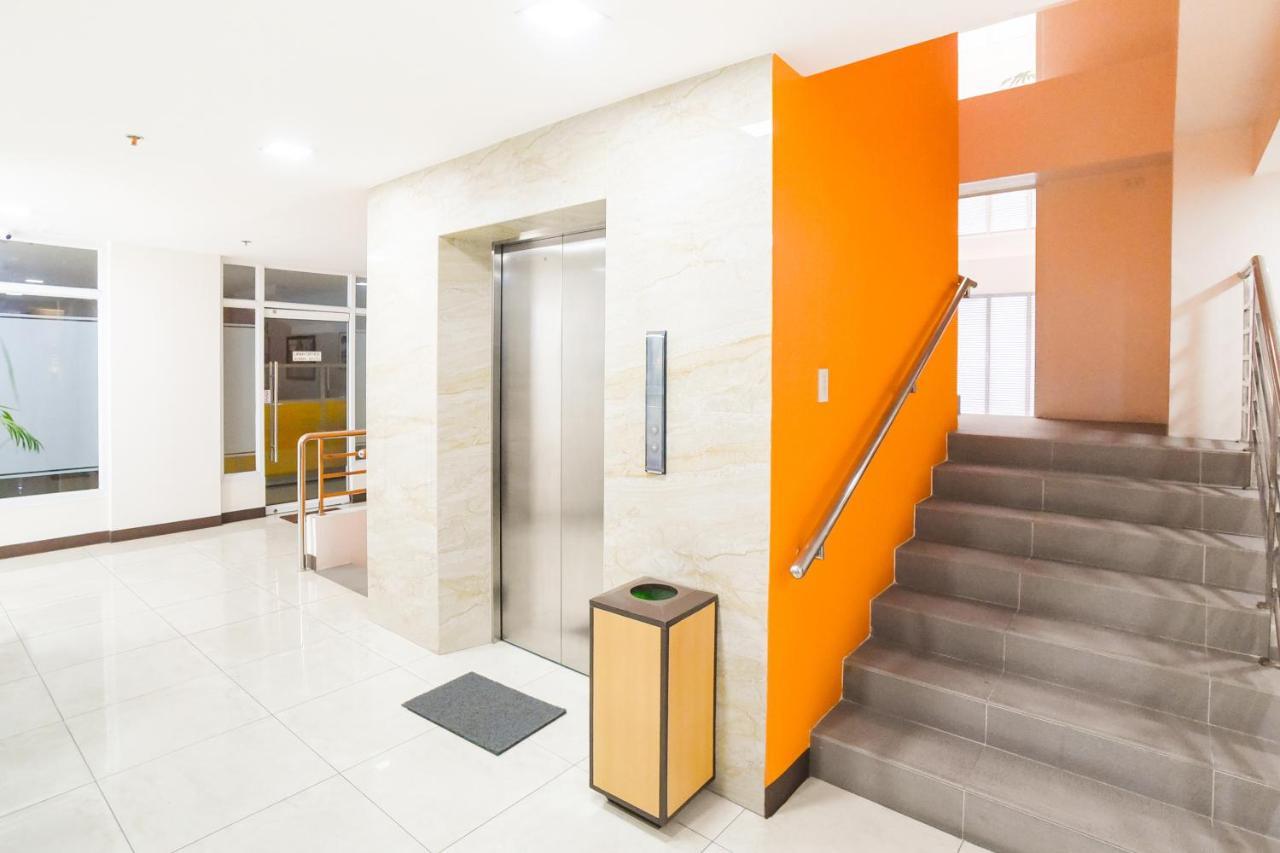 Hotel Merlo Makati City Extérieur photo