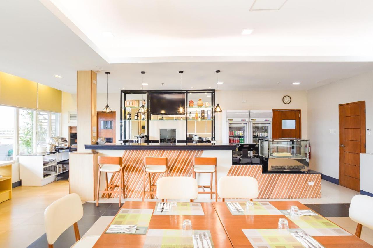 Hotel Merlo Makati City Extérieur photo