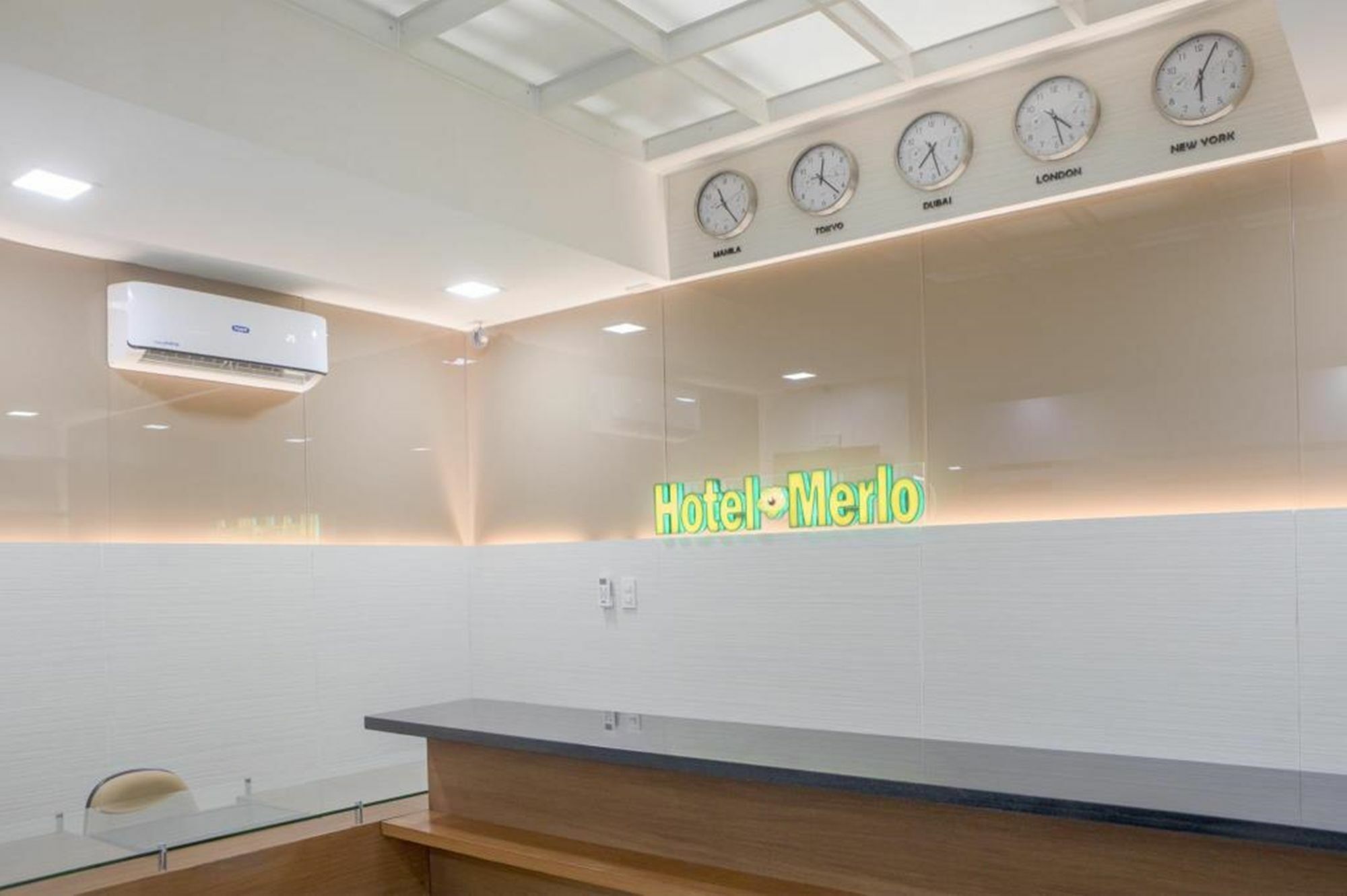 Hotel Merlo Makati City Extérieur photo